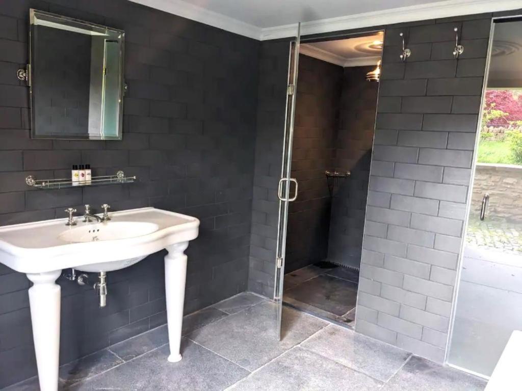 فندق The Rudloe Near Bath - Marco Pierre White كورشام المظهر الخارجي الصورة