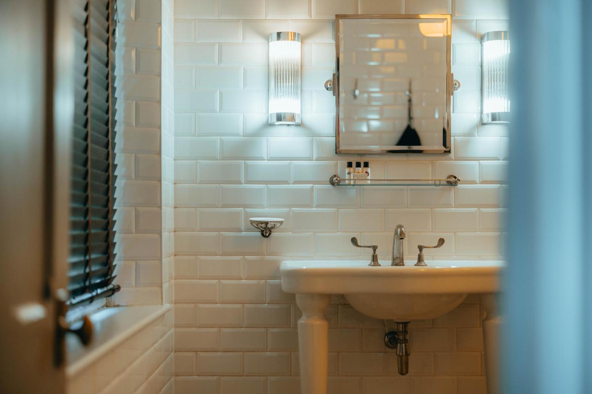 فندق The Rudloe Near Bath - Marco Pierre White كورشام المظهر الخارجي الصورة